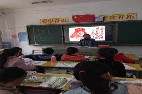 宜黄三中开展“学雷锋”主题班会