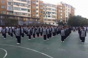 我运动 我健康 我快乐------宜黄三中举行七年级第九套广播操比赛